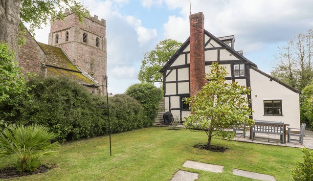 NOTTS HOUSE, pet friendly in Wellington, Herefordshire