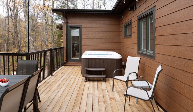 Nouveau chalet moderne/spa/Wi-Fi Modern cottage/hot tub/EV plug/Wi-Fi,beach