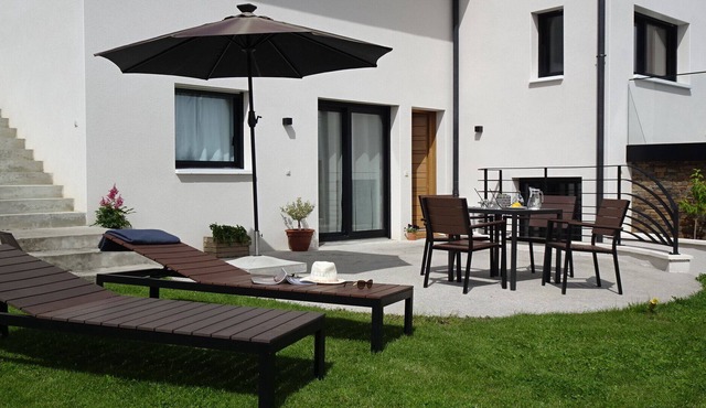 Nouveau Lentre 2 Lacs - Charmant 2 Pièces Avec Jardin