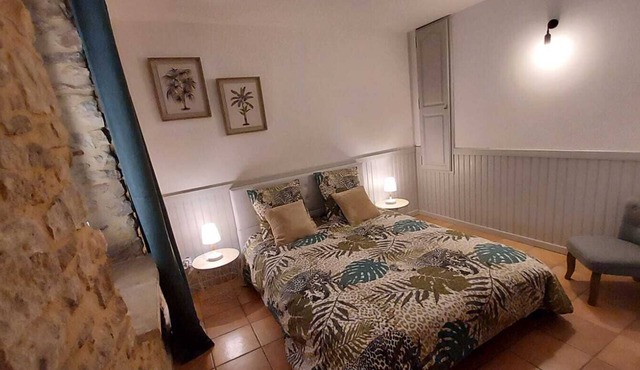 Nouveau : Maison de Village Vénéjan 4 Personnes