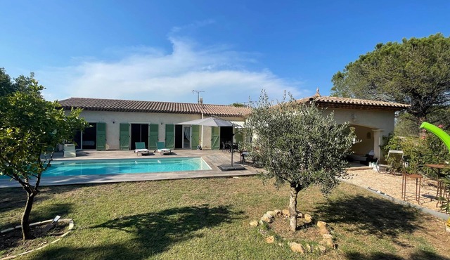 Nouveau : Très Jolie Villa Climatisée Avec Piscine