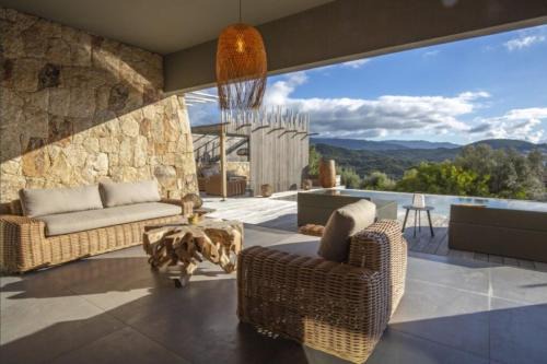 NOUVEAUTE! Magnifique villa à 2 minutes des plus belles plages de la rive sud