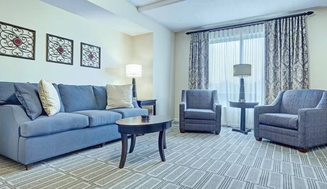 Nov 14-16 Charming Old Town Alexandria 1 Bedroom Deluxe Unit -Minutes from Metro