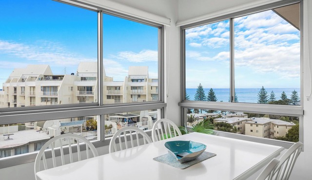 Nova Ocean Views Mooloolaba 2 Bedroom Apartment