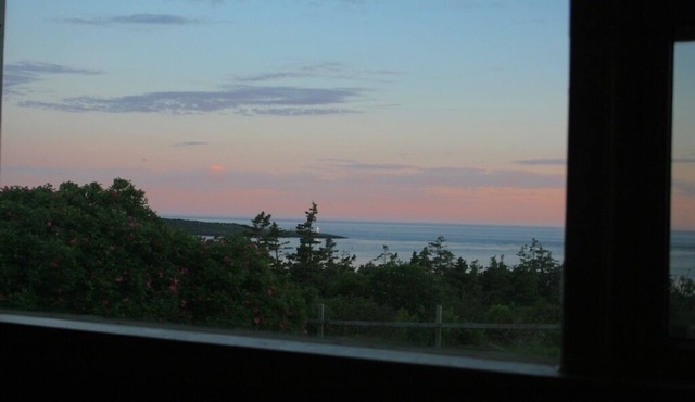 Nova Scotia Island getaway home: private, comfy, spectacular ocean views