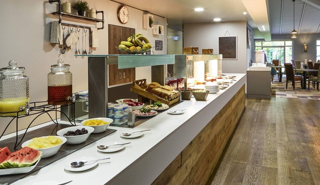 Novotel Manchester West