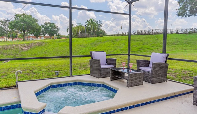 NOW ACCEPTING LONG-TERM AND SHORT-TERM RENTALS