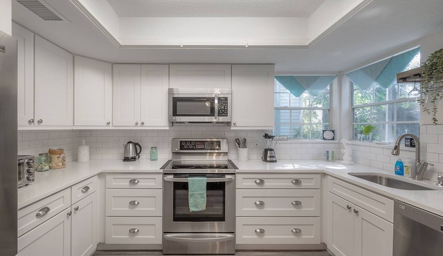 Now Available! Large Westshore Home