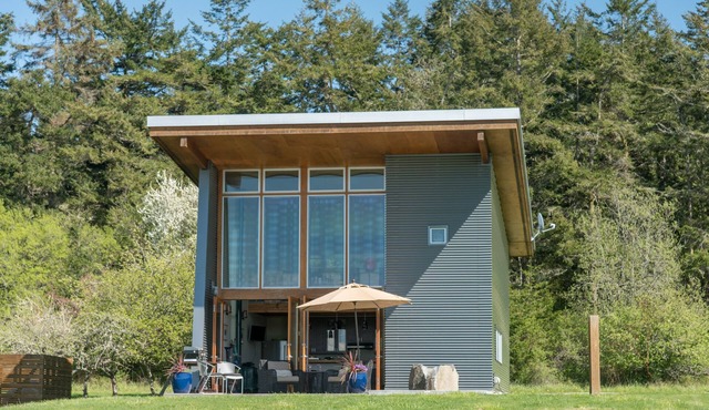 Nowak House - Lopez Island's One of a Kind Intimate Getaway