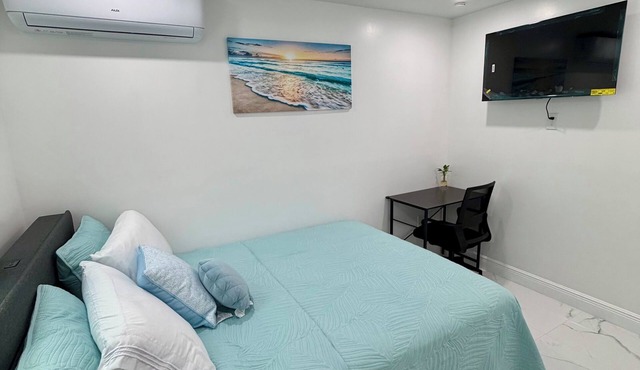 nPrivate Guest house: Fenced Patio & Free Parking – Cozy & Peaceful