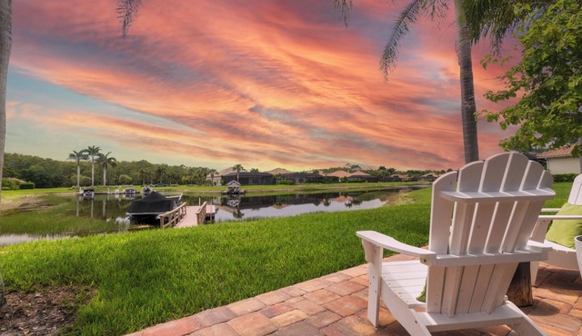 nPrivate Waterfront Estate, Heated Saltwater Pool/Spa, Golf Cart - Beach Club