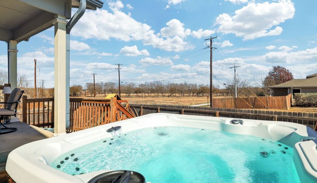 Nr Sea World Hot Tub Game Room Yard Swing Set BBQ