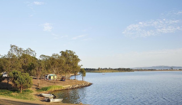 NRMA Lake Somerset Holiday Park