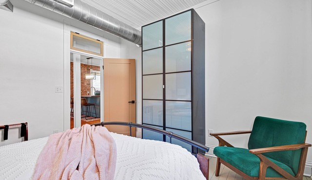 nSophisticated Loft in a Storybook Historic Town