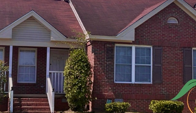 nStay Peachy, Stay Chic - Modern Southern Charm