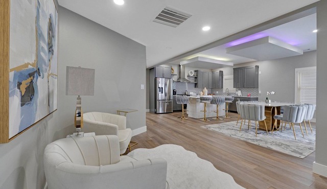 nStylish Downtown Fort Wayne 3BR 2 BA Condo WiFi & Free Parking