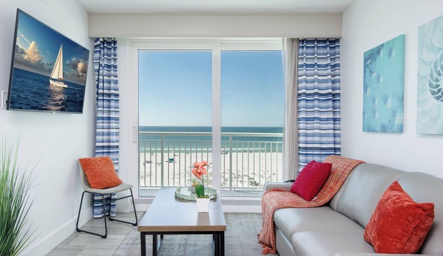 nTop-Floor Gulf-Front Oasis♥ Panoramic Balcony Sunsets, Pool♥Few Steps To Sand