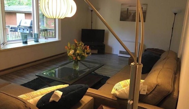 nTouch of Glass Cottage in Bayfield