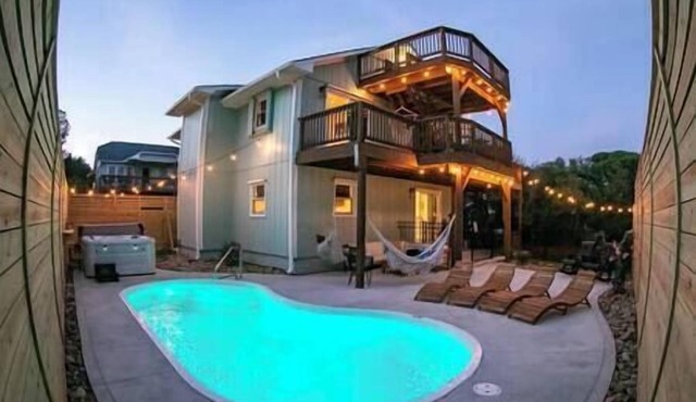 nTranquil 4th Row Ocean View w Pool & Hot Tub . Book Your Dream Oasis Now!