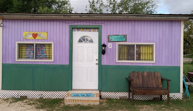 Nueces Nook- Cabin#7