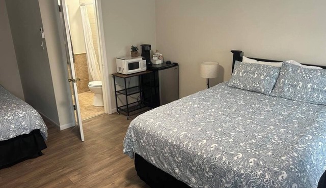 Nueces River Retreat - Room #3