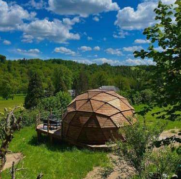 Nuit insolite dans un dôme
