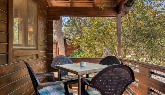 Null 'Entre Viejos Olivos 2' with Mountain View, Shared Pool and Air Conditioning