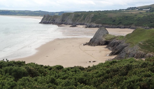 Number 27 - family and dog friendly property with cliff walks and sandy beaches