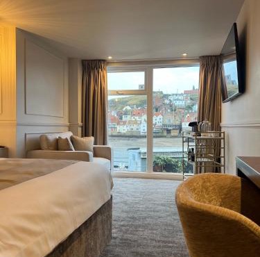 Number 3 Pier Road Suites