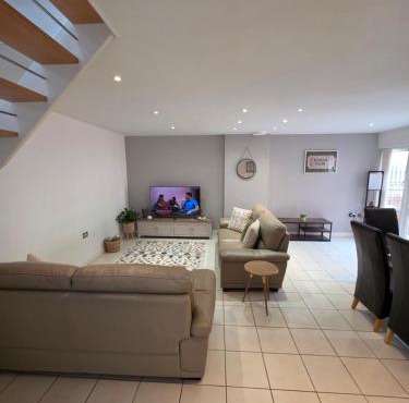 Number 3 School Path