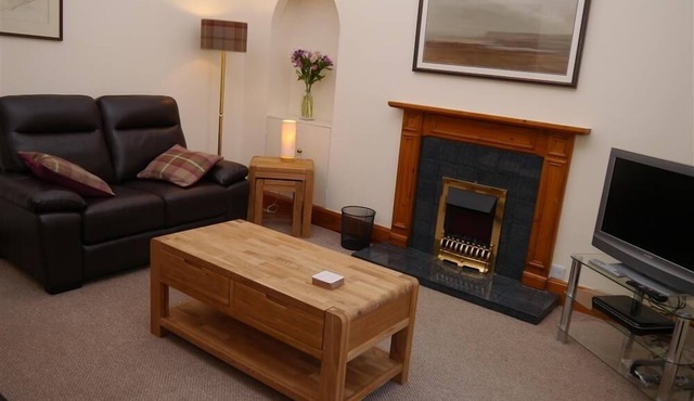 Number 48 - an apartment that sleeps 2 guests in 1 bedroom