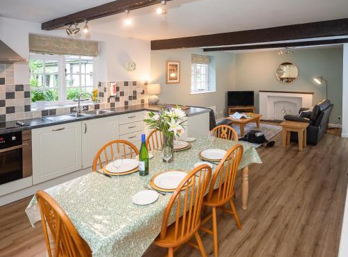 Number Eight - Ukc4971