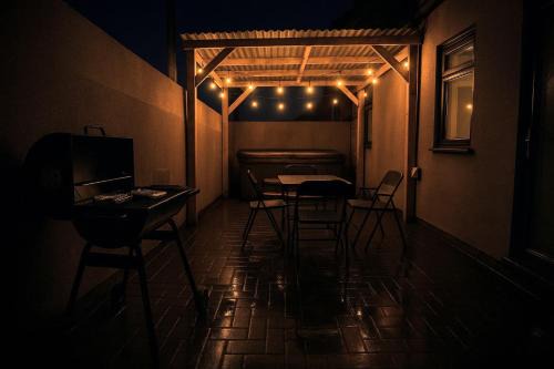 Numero Uno Ensuite 3BR Flat Hot Tub Wifi Parking Contractor and Group Friendly