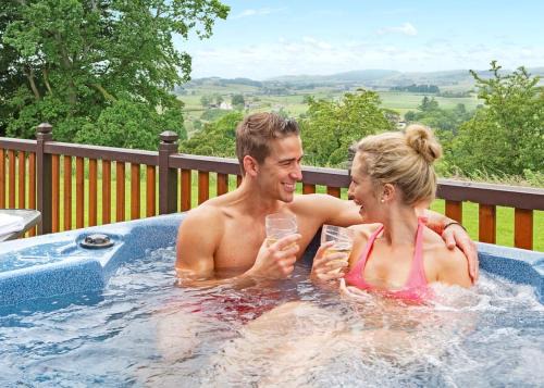 Nunland Hillside Lodges