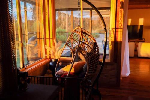 Nunyara - Mountain Views, Rural, Kangaroos, Birds