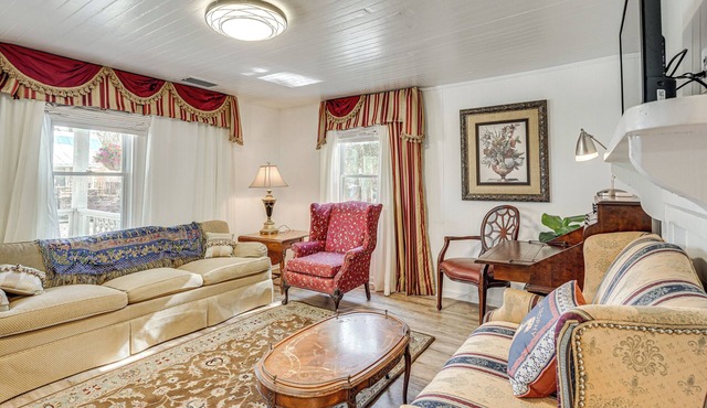 Nurse-Ready Rental! 2 Mi to Augusta Riverwalk