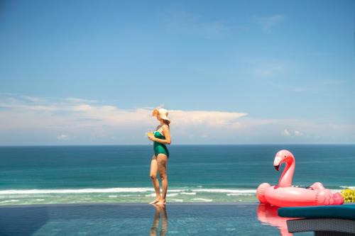 Nusa Dua Cliff Ocean View with Private Beach