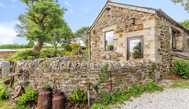 Nuthatch Cottage - One Bedroom Cottage, Sleeps 2