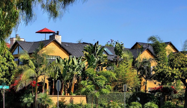 nVIEWS! LUXURY! ROOFTOP JACUZZI WITH GOLF-CART &WEEKLY MAIDnnnTuscany on the Bay