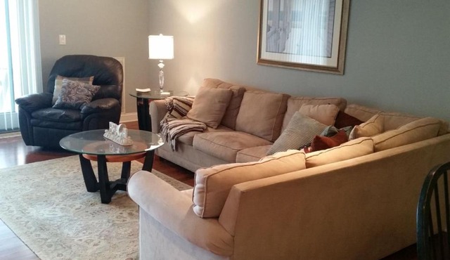 NW101 West Spruce Ave-202