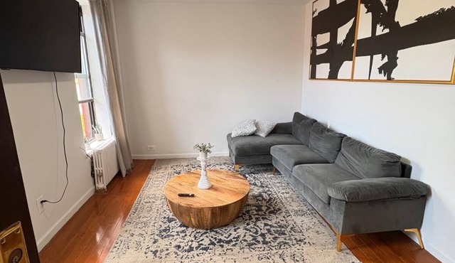 NY-11-6 Cozy 1BR 1BATH In East Village