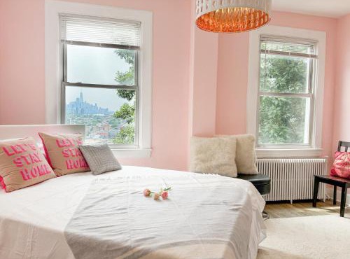 NYC views Spacious 3 bedroom apartment