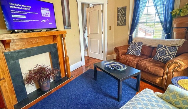 Nye's Place in Heart of Historic Roscoe Village