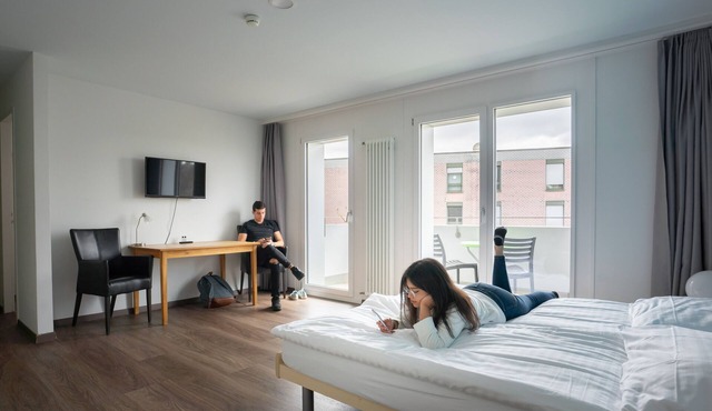 Nyon Hostel
