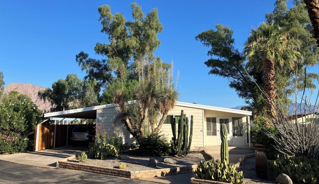 Your Borrego Bungalow: 2BR/2BA at Roadrunner Golf and C.C. Golf cart included!