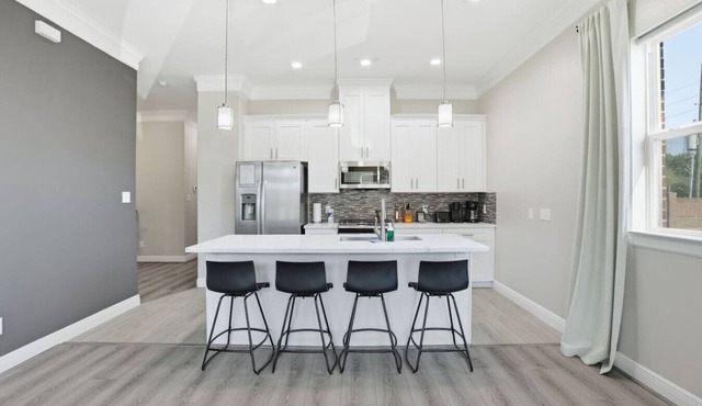 O14B Single Story 2BR Townhome With In Home Gym And Fenced Yard
