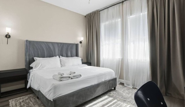 O30A Single Story 2BR Townhome With King Beds And Work Setup
