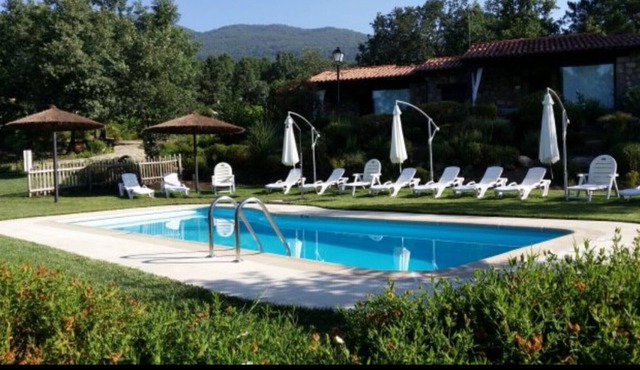 Oak Apartments. 2 bedrooms. Little paradise in the mountains