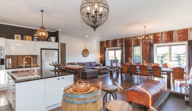 Oak & Barrell - 7 Twynam Street