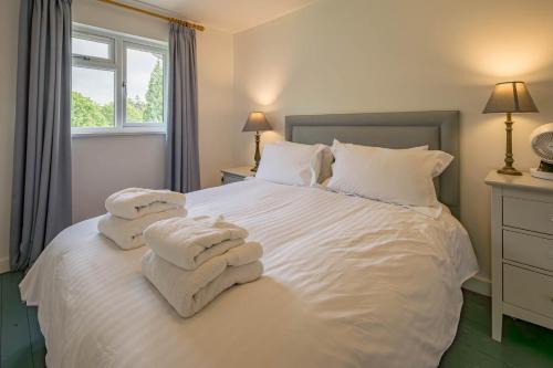 Oak Cabin Overlooking Bedgebury Forest